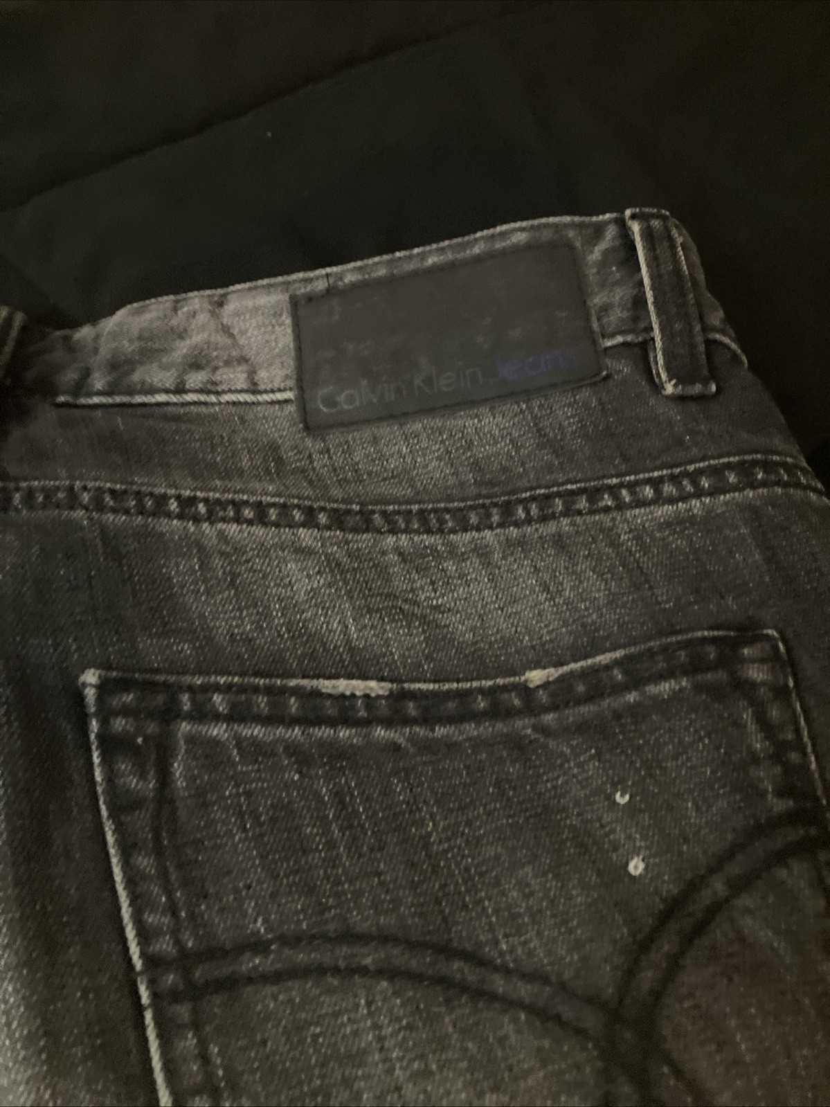 Calvin Klein Jeans Distressed 31×30 Straight