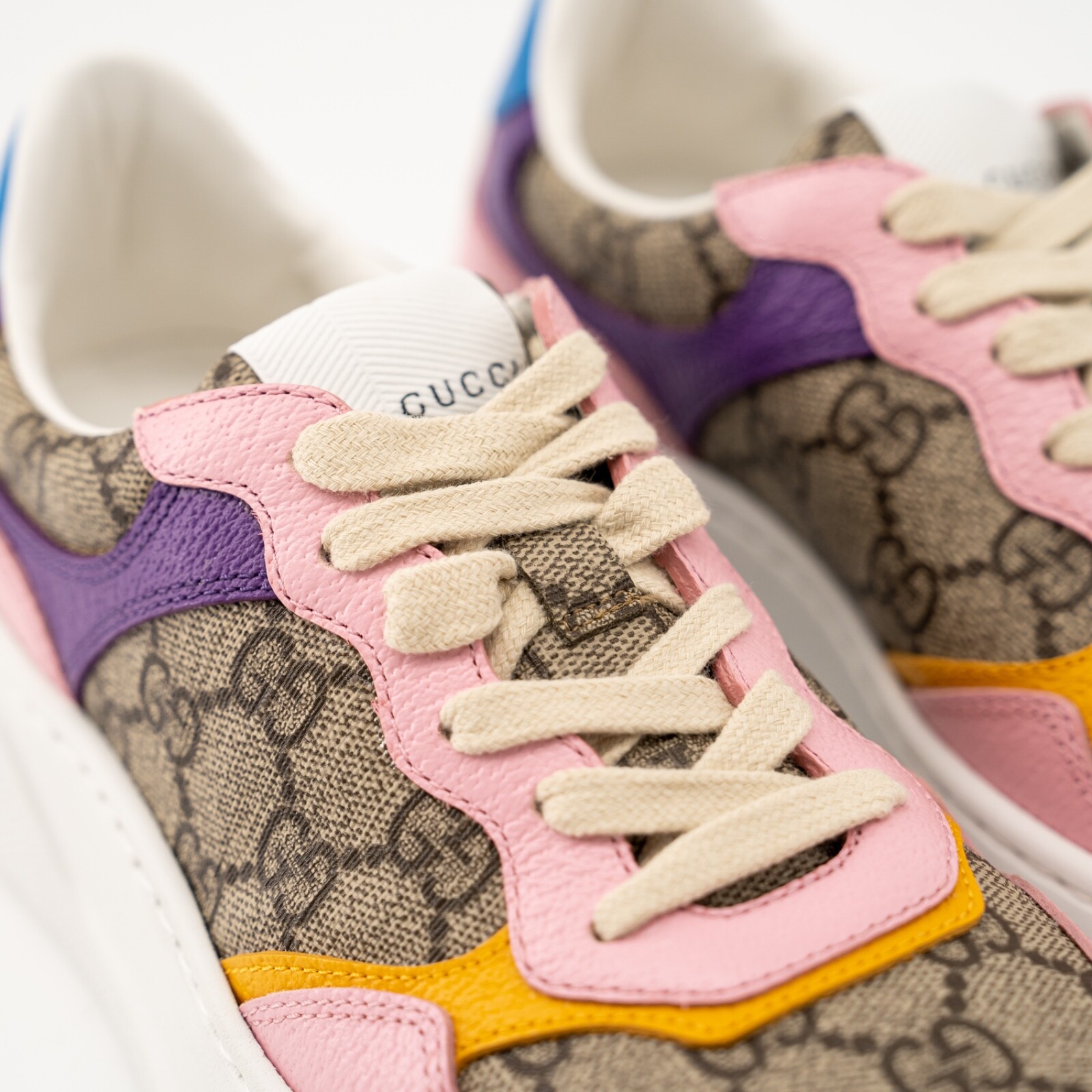 Gucci Women’s Sneakers Leather Chunky B Pink Beige GG Purple size 40.5 10.5 US