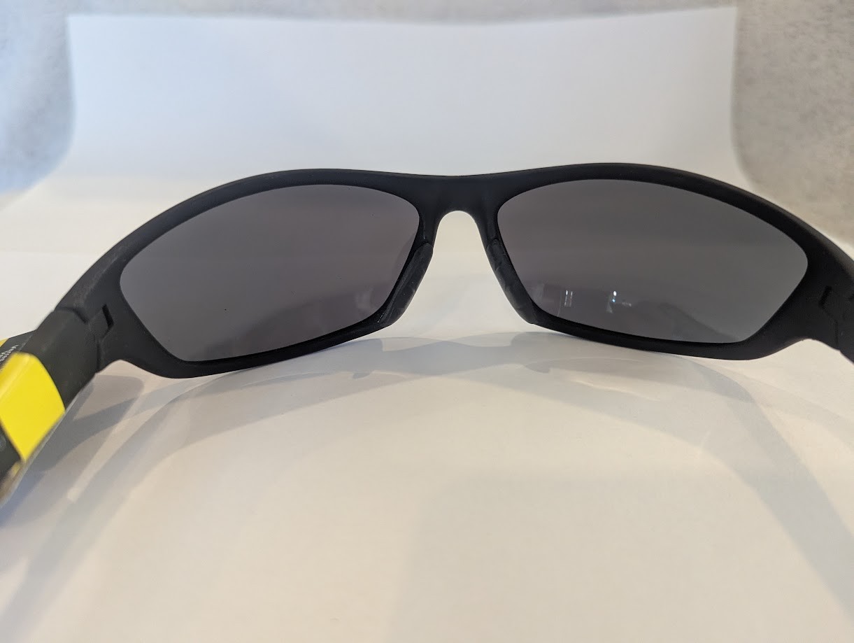 Foster Grant Backstop Matte Black Polarized Sport Sunglasses 100% UVA/UVB