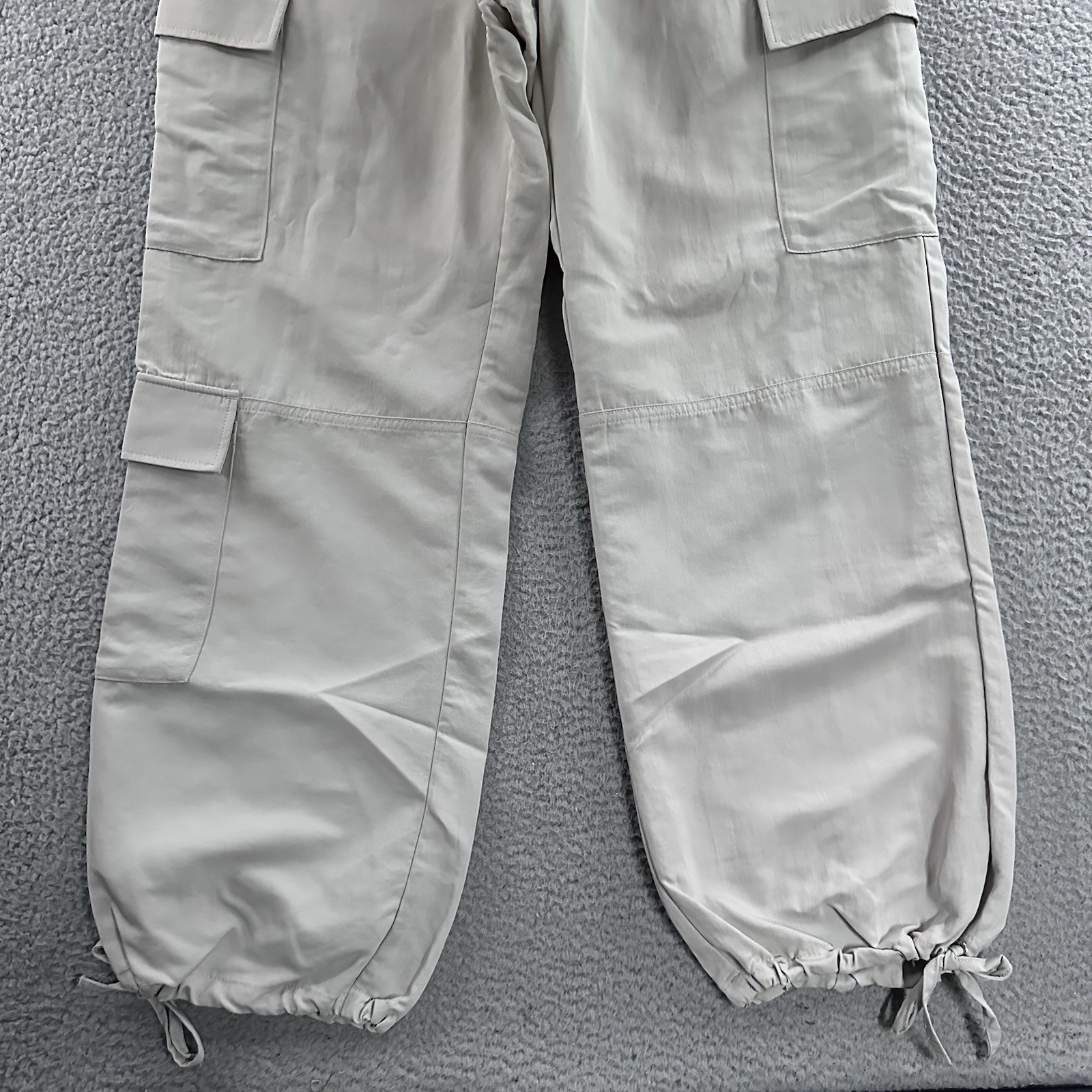 H&M Divided Womens Pants Beige Size 14 Parachute Pant Cargo 100% Polyamide