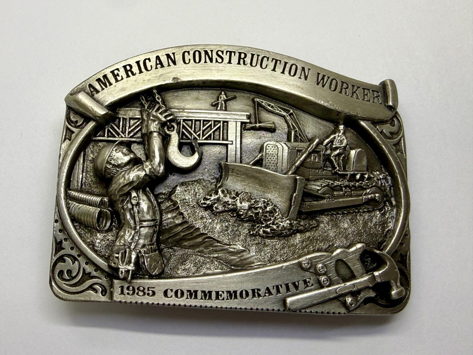 American Construction Worker 1985 Commemorative Belt Buckle by Arroyo Grande