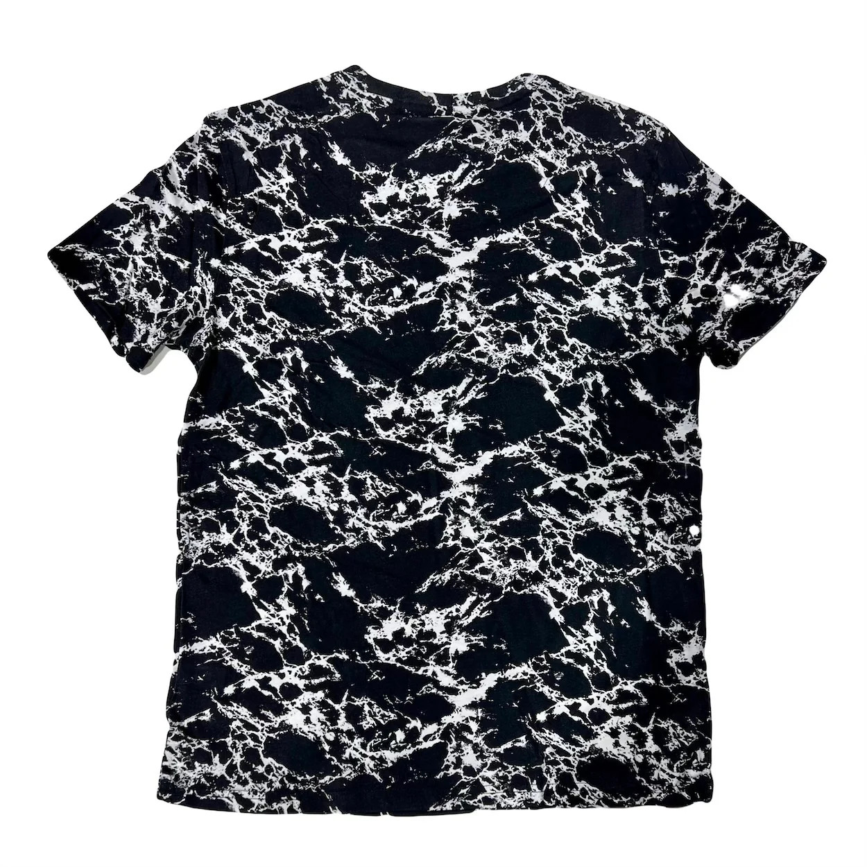 BKC Men’s Marble Design T-Shirt – Medium Size (Black & White Print)