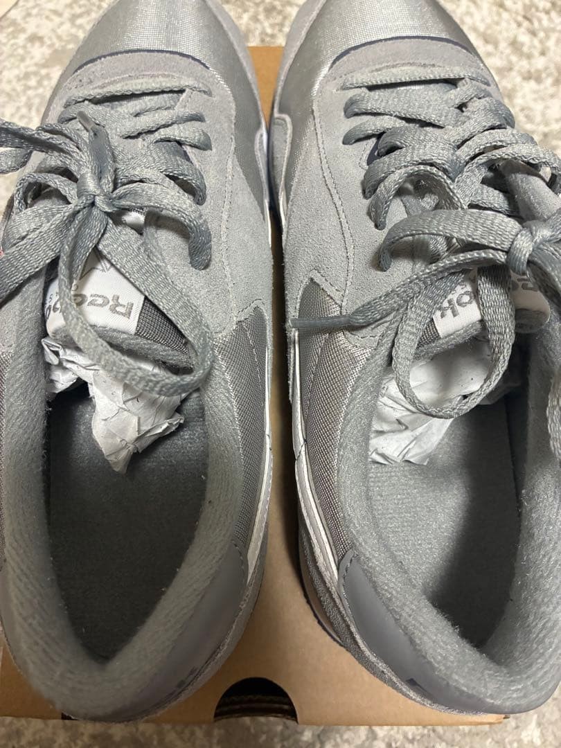 Reebok Classic Men’s Gray Suede Mesh Low-Top Sneakers Unisex