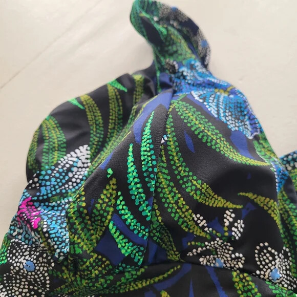 New! Slimming Tummy Control 1pc Tropical Swimsuit ~ RETAILS $70