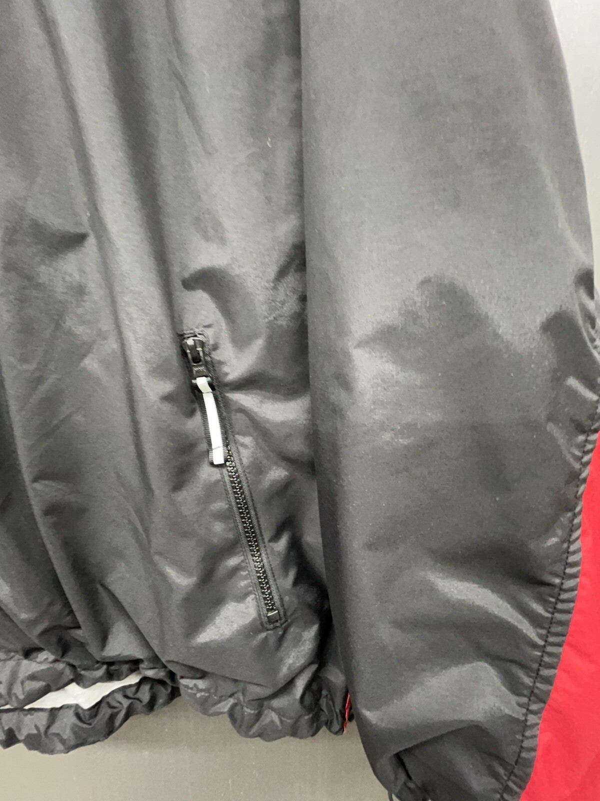 Holloway Jacket Men XL Black Red Full Zip Pockets Lined Coated Windbreaker Golf