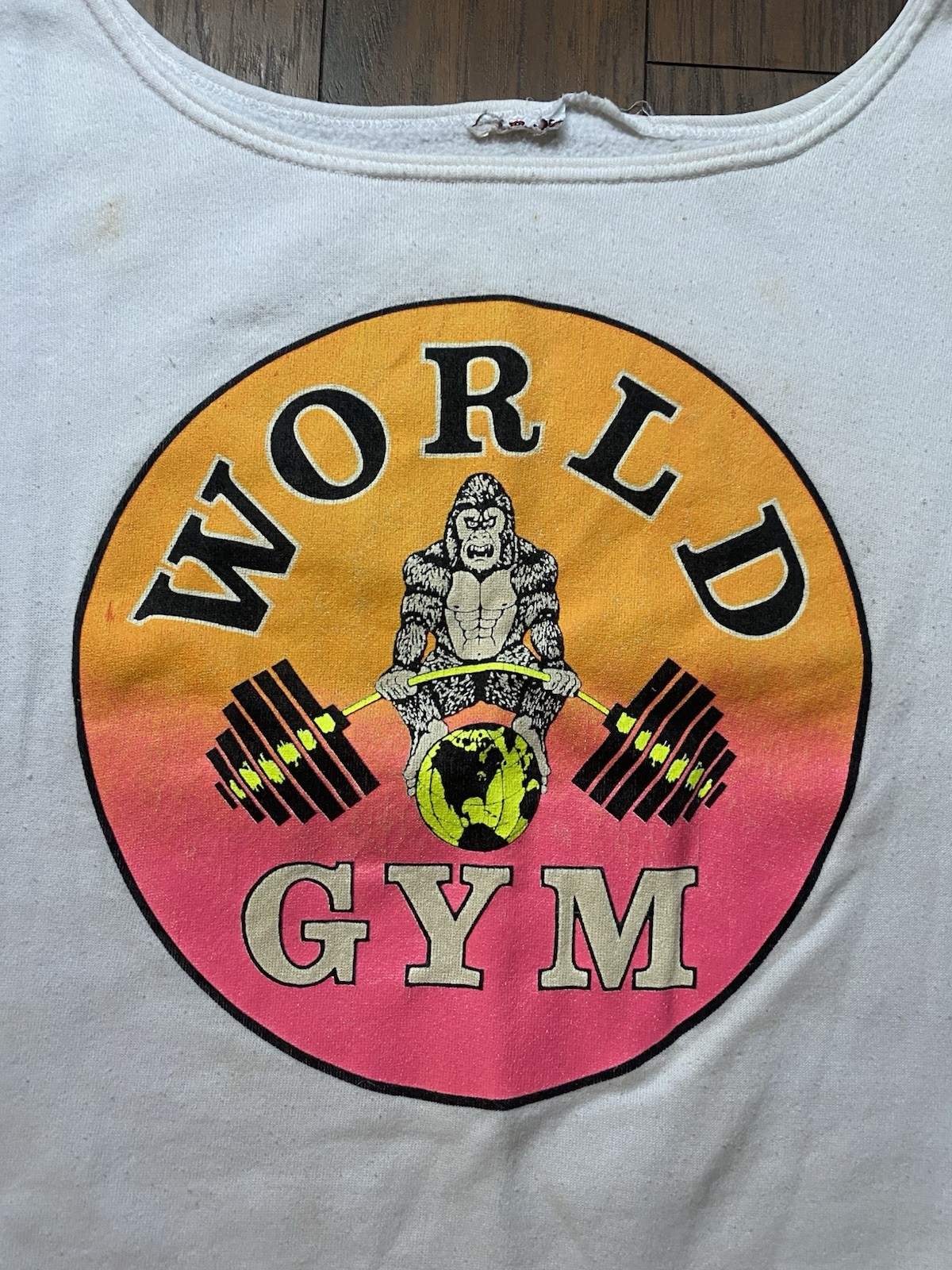 VINTAGE WORLD GYM SWEATSHIRT 80S CROPPED PULLOVER GOLDS POWERHOUSE BODYBUILDING