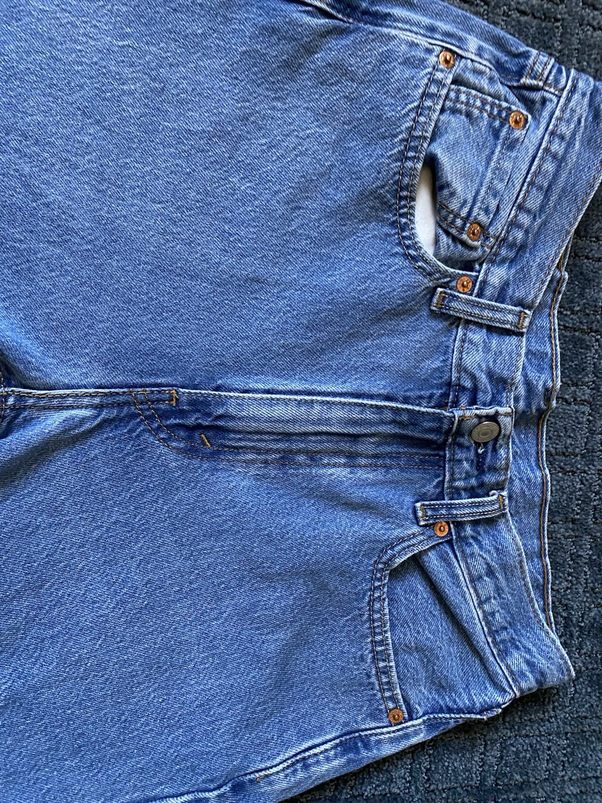 Levi’s Men’s Blue Denim Jeans Straight Regular Fit Mid Rise 5-Pocket