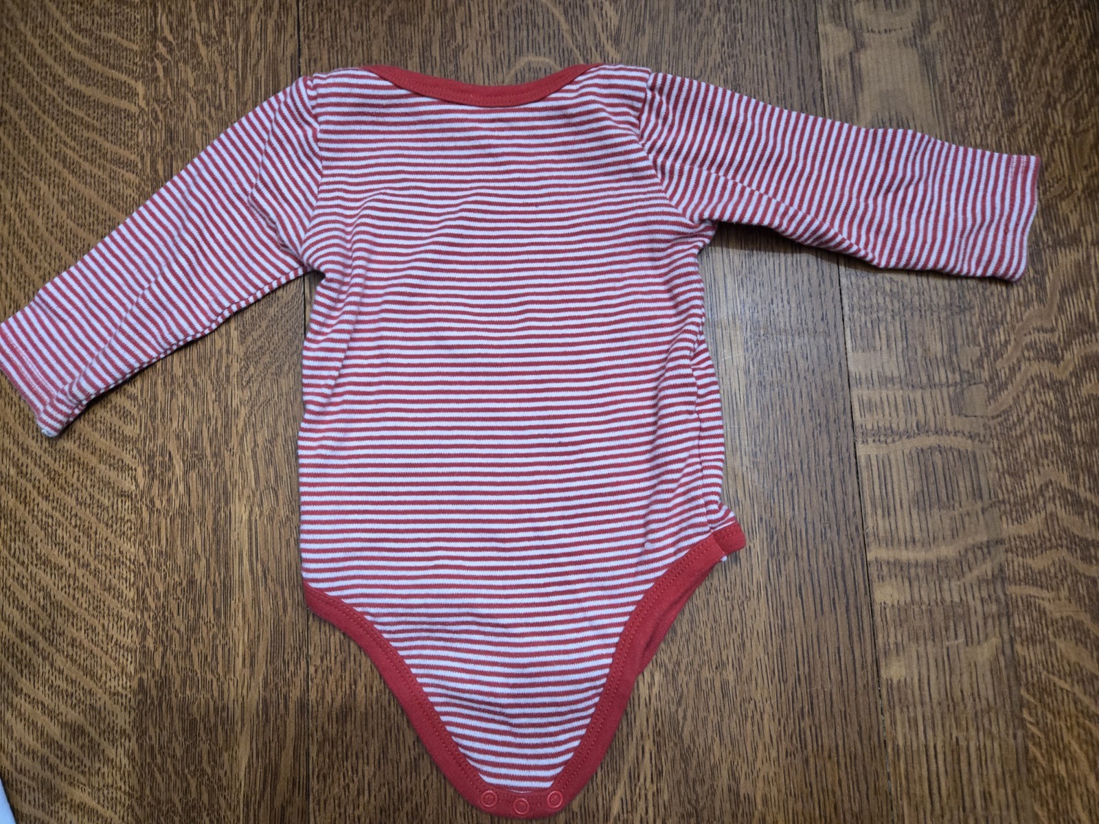 5 piece 9 Month Christmas Baby Bodysuit Clothing Lot.