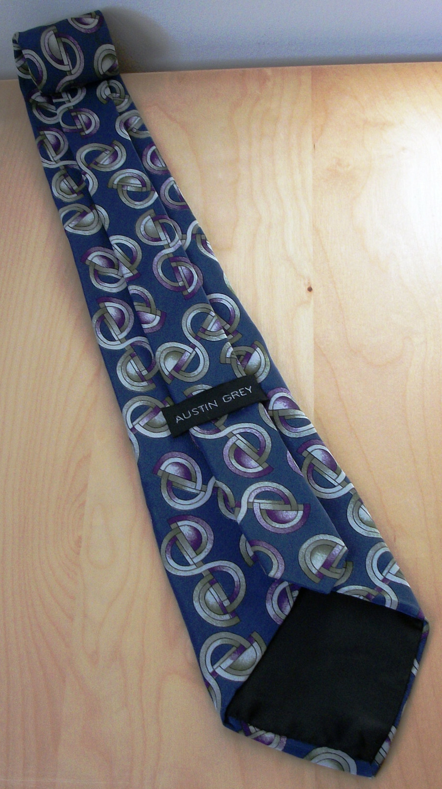 Austin Grey Blue Geometric Semi-Circle Men’s Silk Neck Tie 58″ L x 3.6″ W (D184)