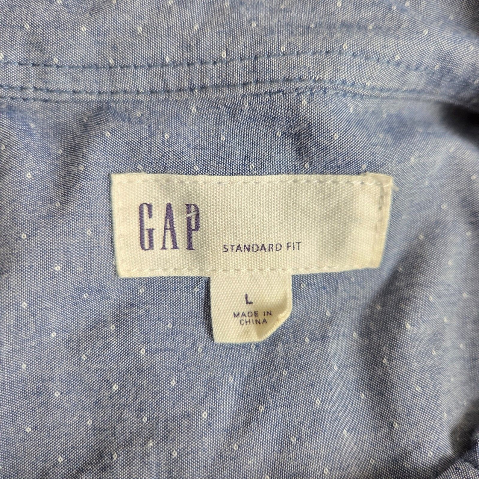 GAP Standard Fit Men’s Large Button Down Shirt Classic Casual Cotton Top
