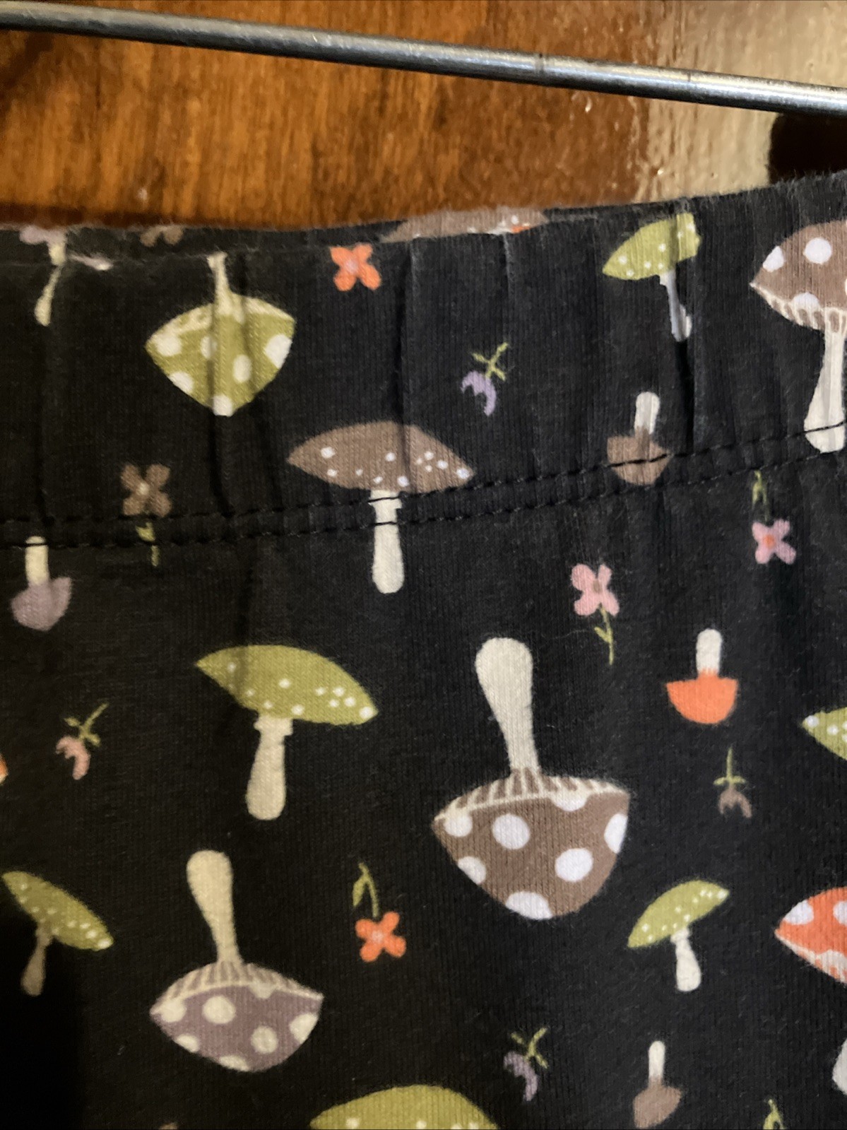 Junior Capri Leggings S-3/5 Mushroom Print 95% Cotton-5% Spandex, 18” Inseam