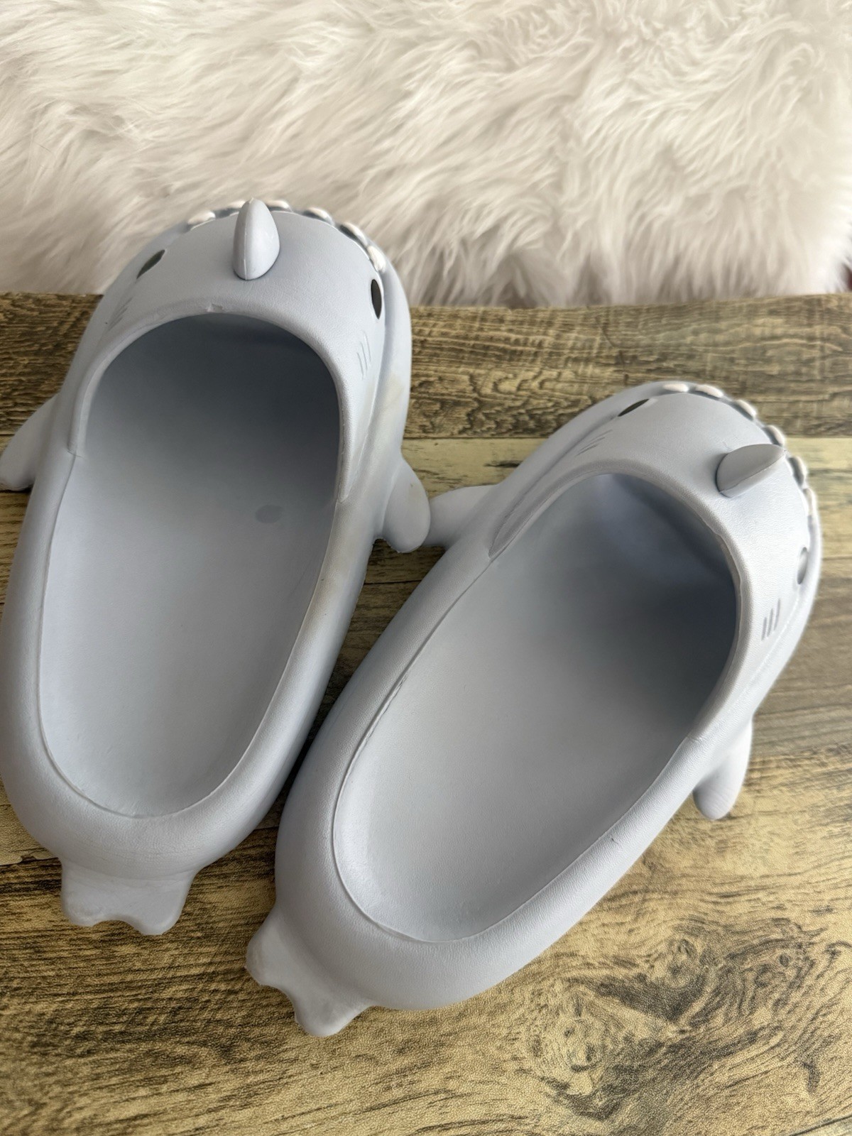 Youth’s 3D Shark Slide Sandals Gray/White Slip-On EU 38-39 US 6-7