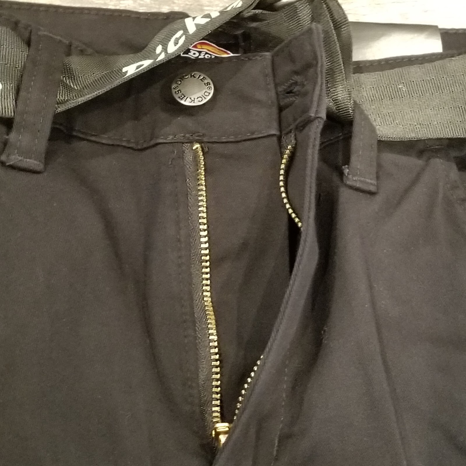Dickies Women’s Relaxed Fit Cropped Cargo Pants Belt Belted Black New