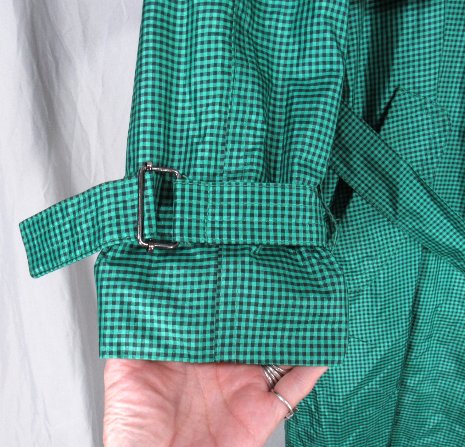 VTG LONDON FOG Petite GREEN/BLACK MICRO CHECKS Buttons w/Belt TRENCH COAT Sz 4P