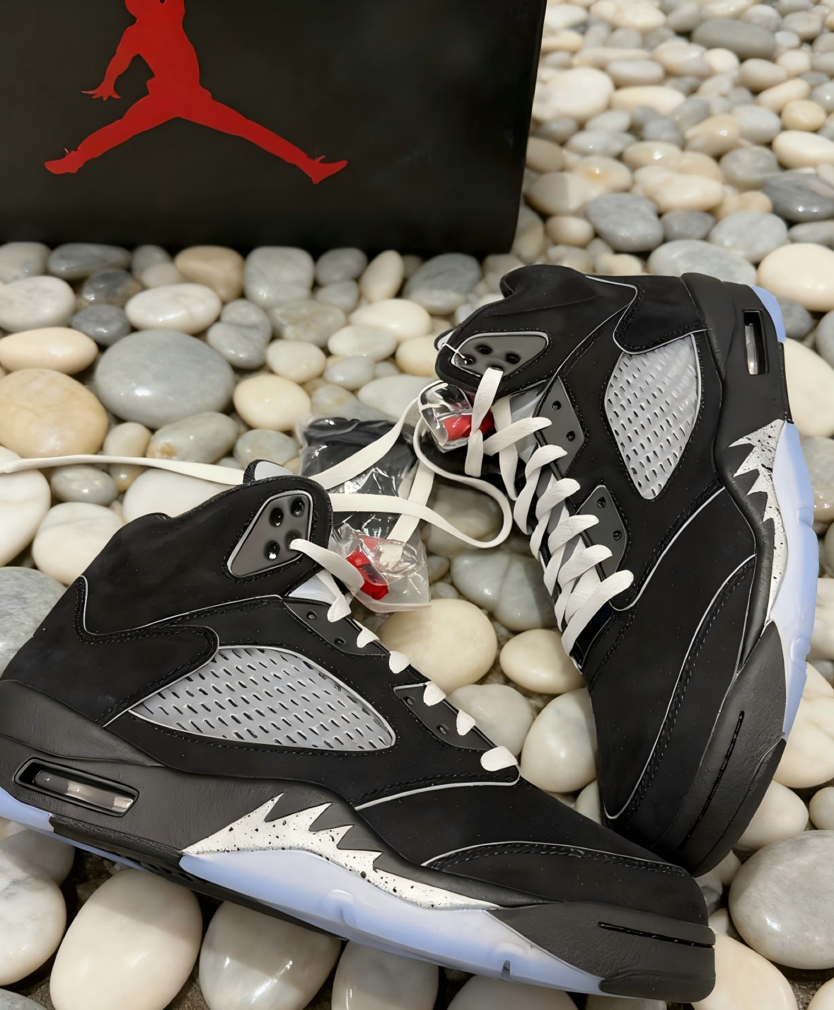 Jordan 5 “BLACK METALLIC REIMAGINED” Men’s Basketball Shoes High Top