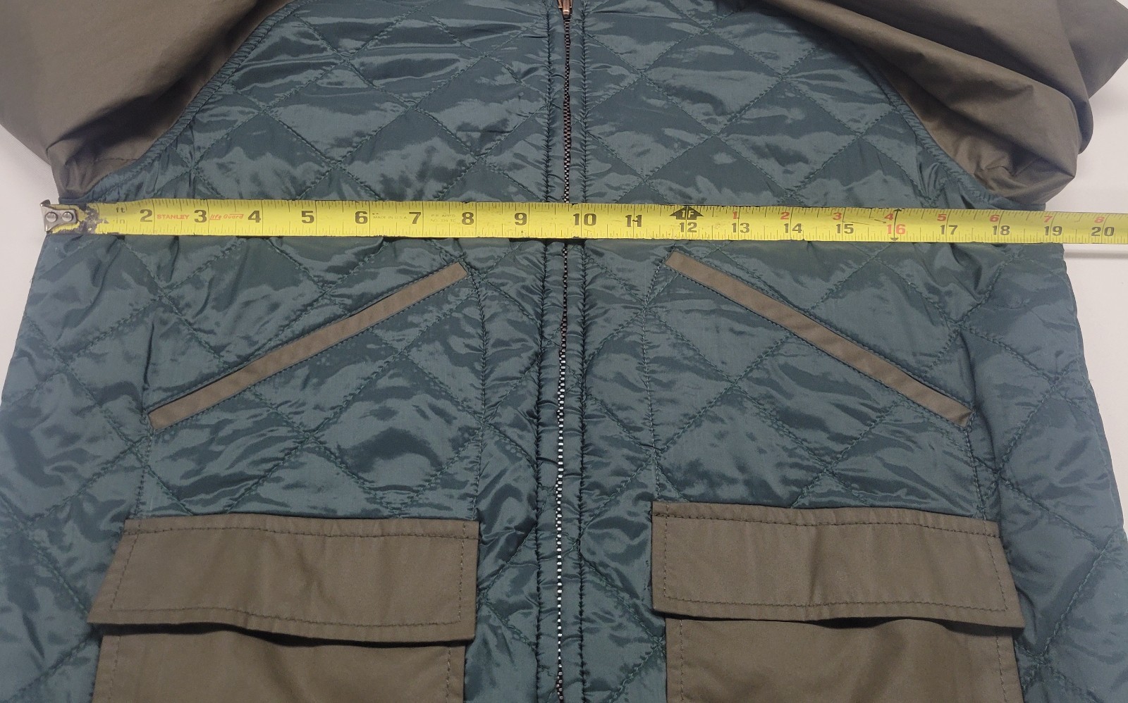 Chevignon Womens Quilted Full Zip Windbreaker/Color Green/Size Medium*SEE NOTES*