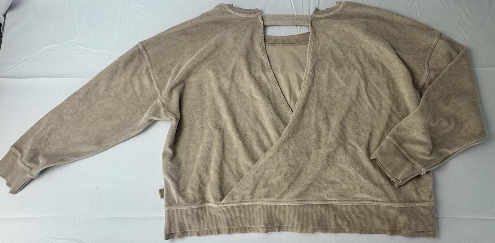 New With Tags! $32 Medium Target JoyLab Tan Open Back Sweatshirt