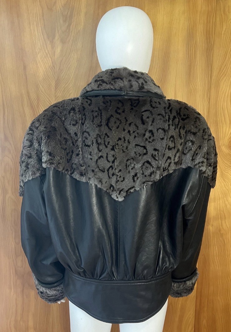 80s Carole little leather jacket with leopard print fur /Mob Wife /size: Medium/