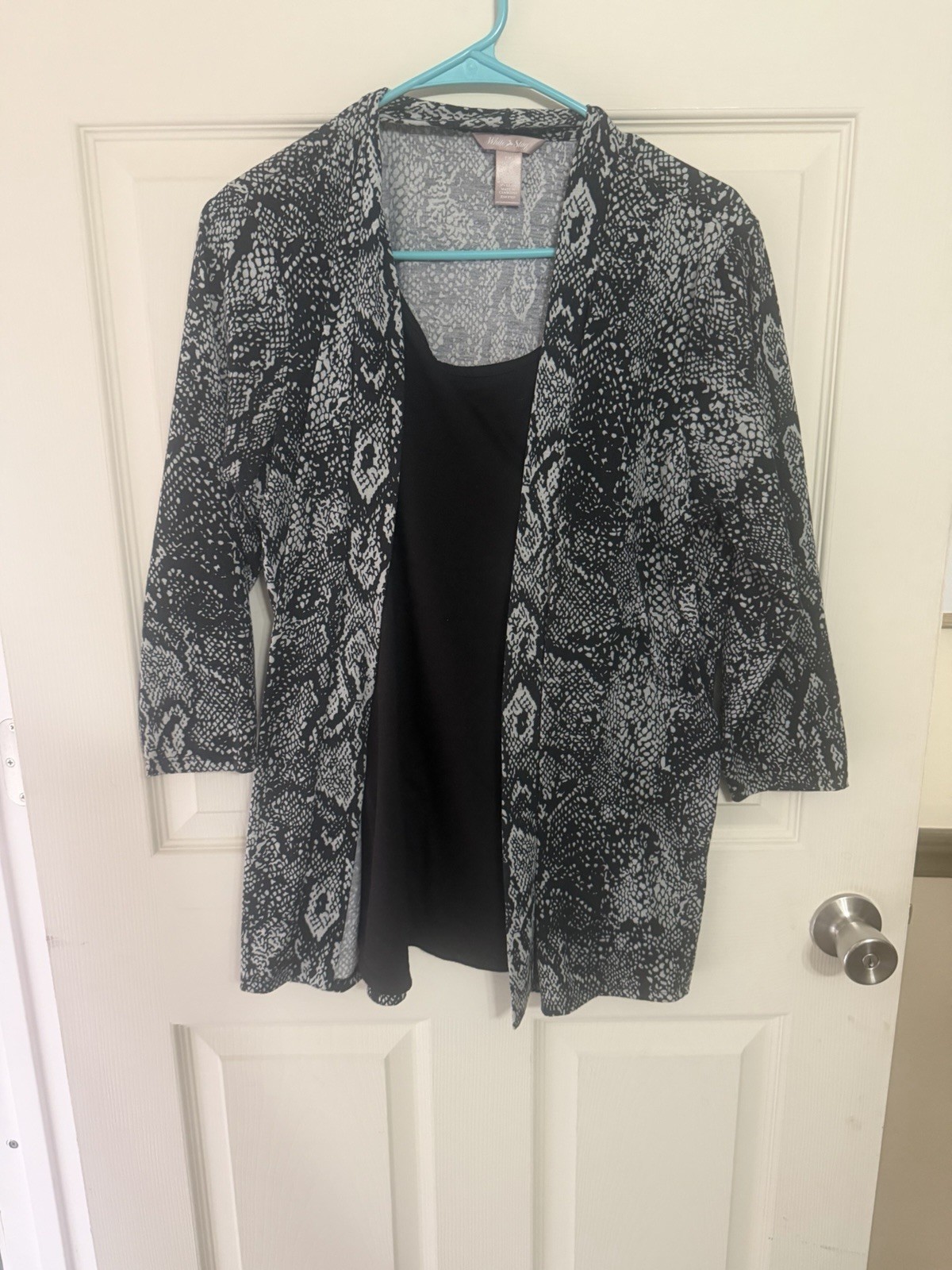 White Stag Top Size L (12-14) Black And White Animal Print