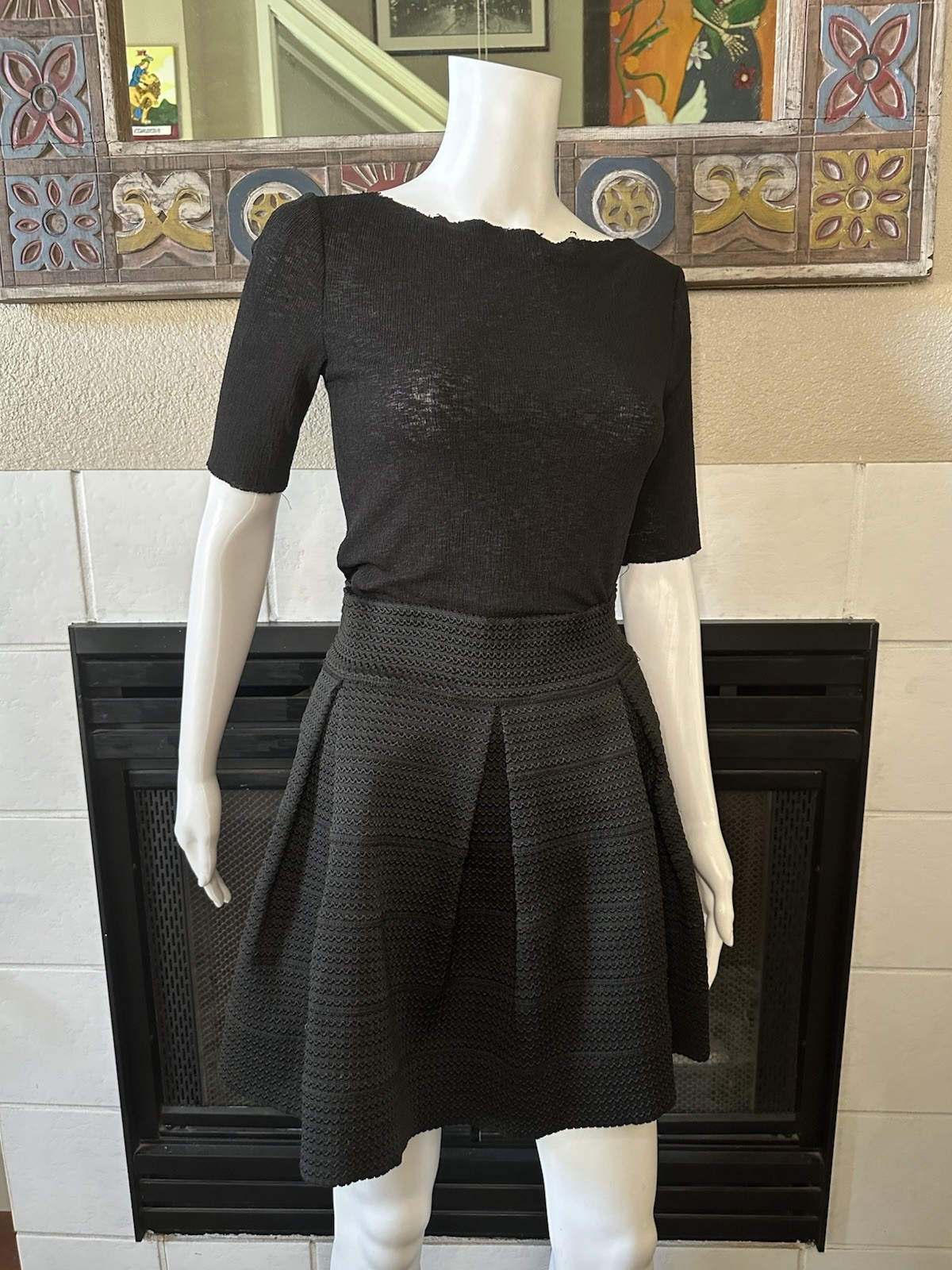 Finesse Black Mini A-line Skirt Size Small Length 17” Zipper Closure