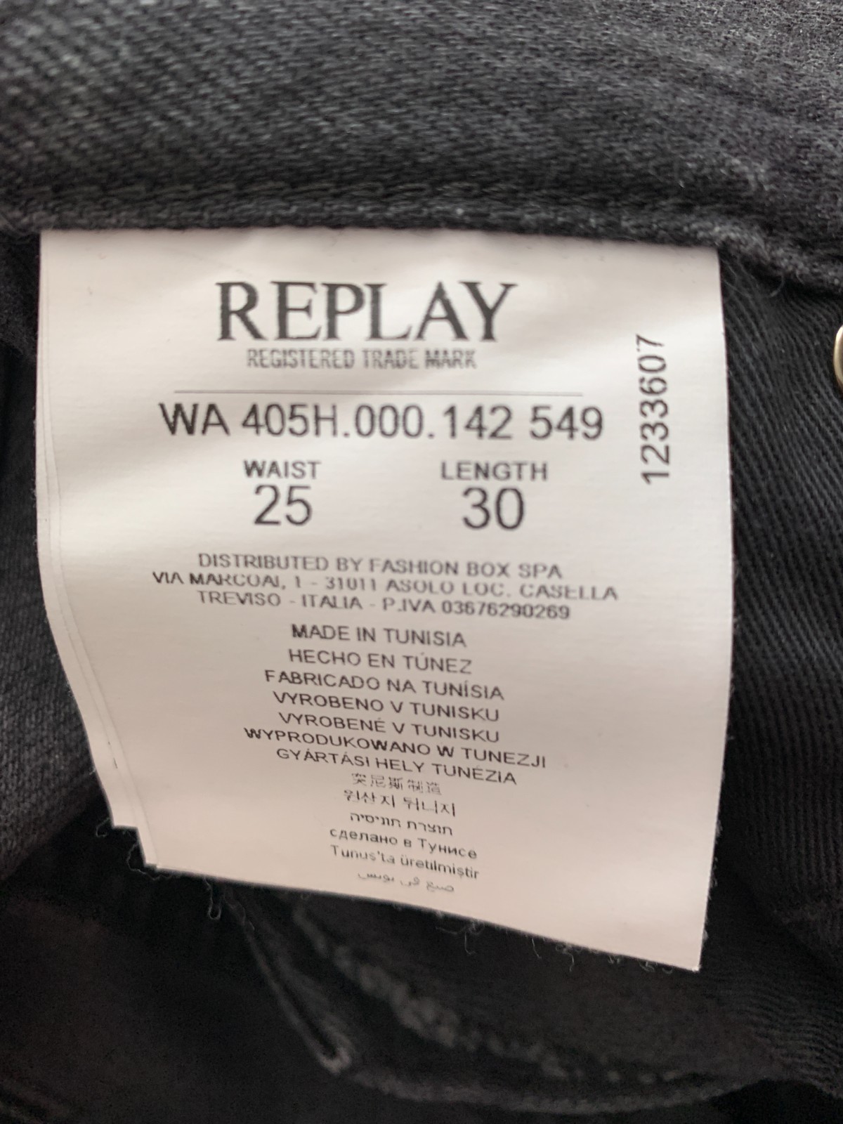 Replay Joplyn Black 25″ Waist x 30″ Length Distressed Mid Rise Jeans NWT