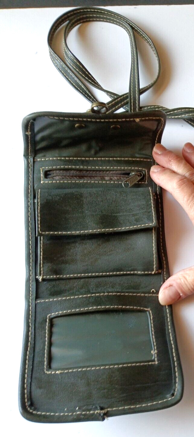 Crossbody Purse Small Wallet Green Credit Card Carrier Change Purse Lock Closure