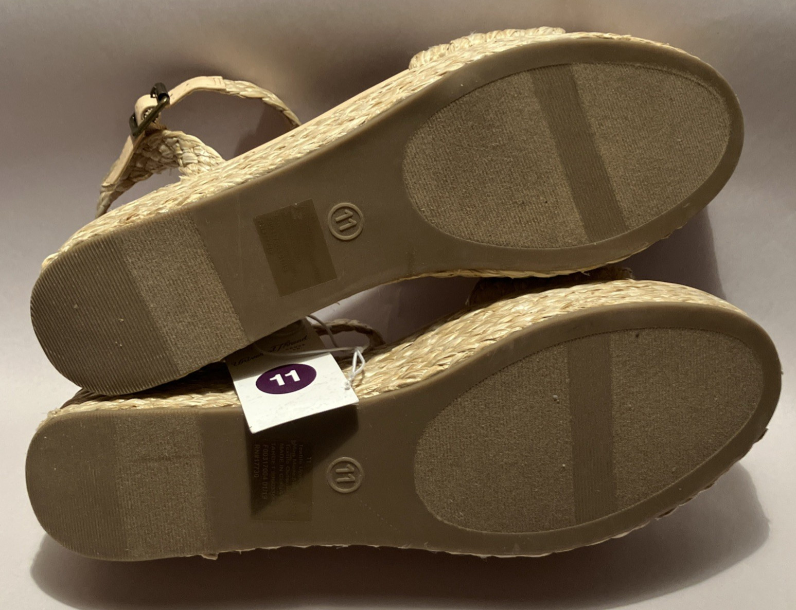 NWT Universal Thread Aurora Womens 11 Tan Straw Platform Cushion Insole Sandals