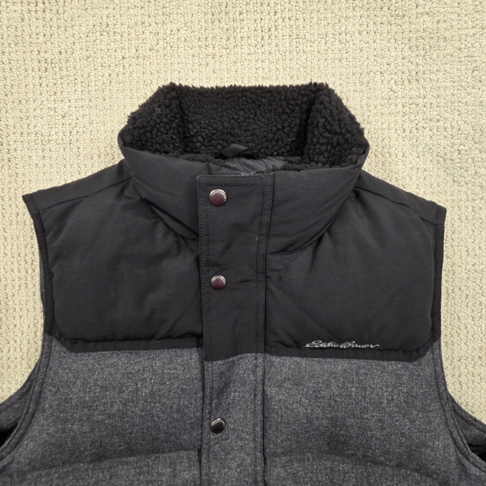 Eddie Bauer CirrusLite Down Puffer Vest Gray Black Mens Medium