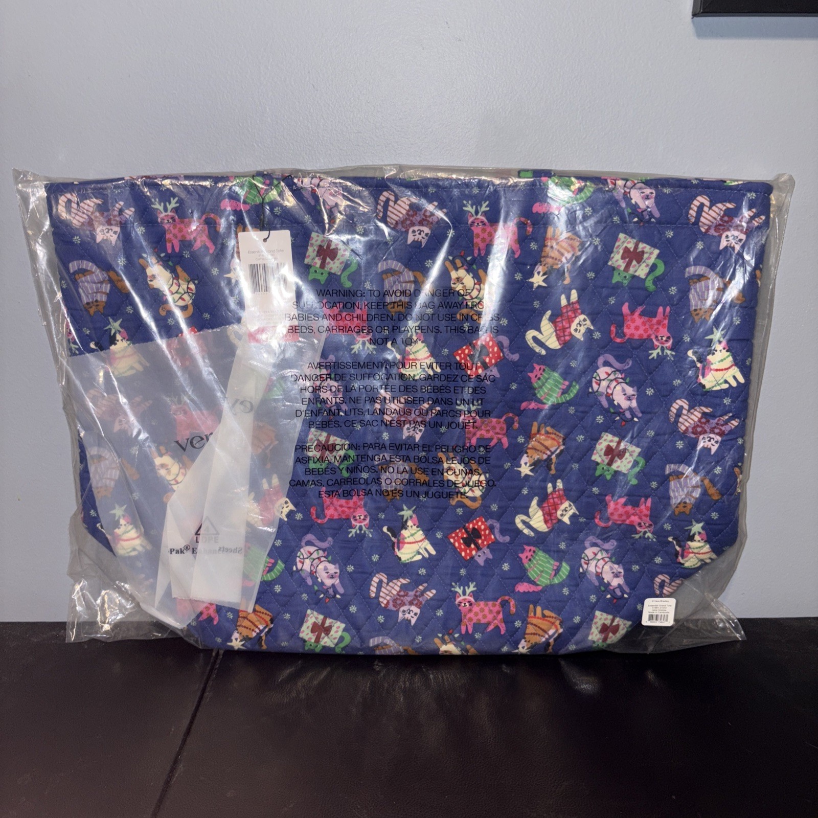 Vera Bradley Grand Tote -Cotton -Catnip Christmas MSRP $75 New in package