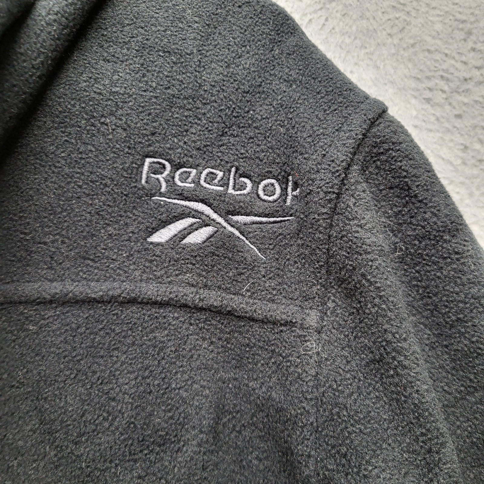 Reebok Men Jacket S Black Quilted Logo Embroidery Zipper Long Sleeve Y2K