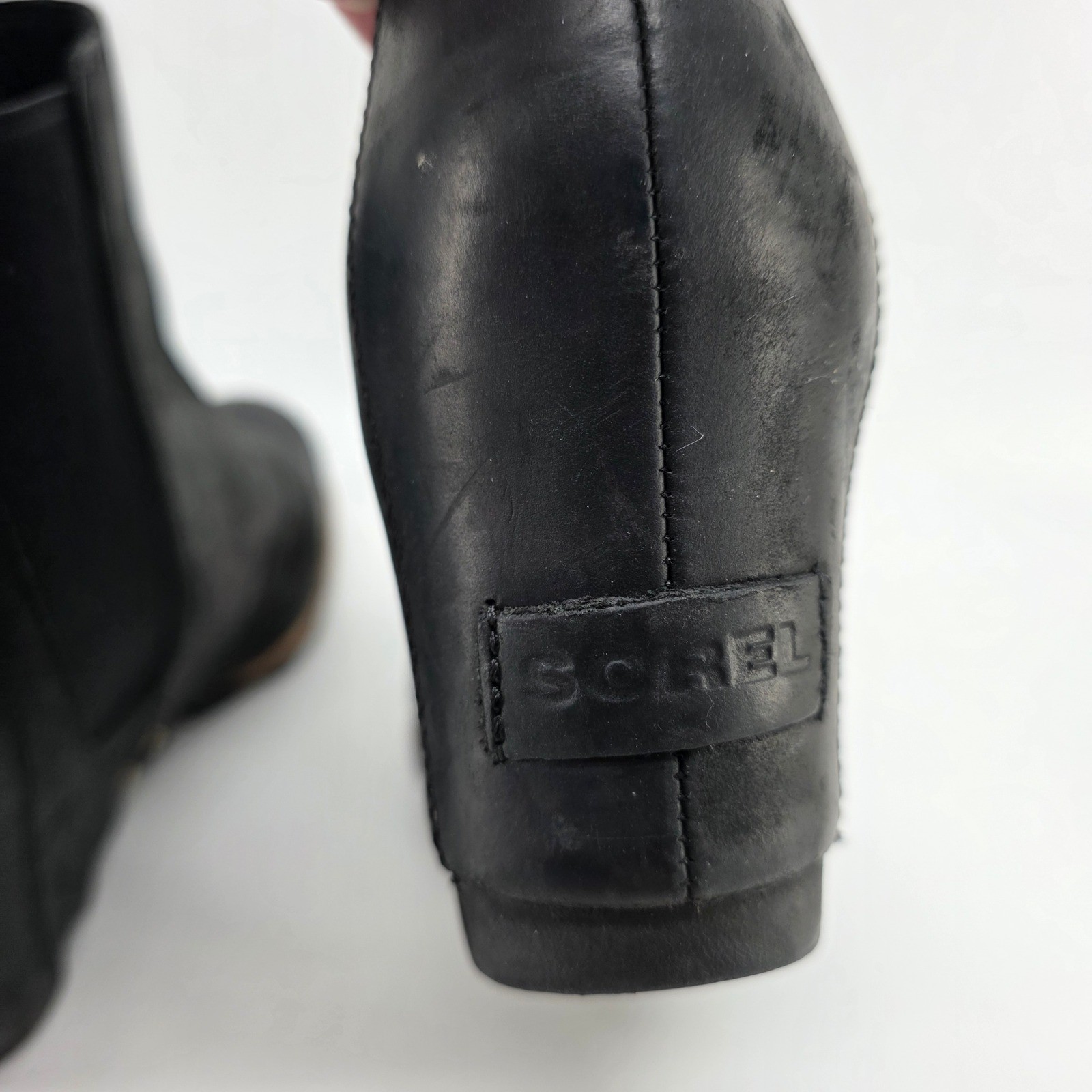 SOREL Lea Hidden Wedge Joan Arctic Chelsea Black Leather Boots Waterproof 8.5