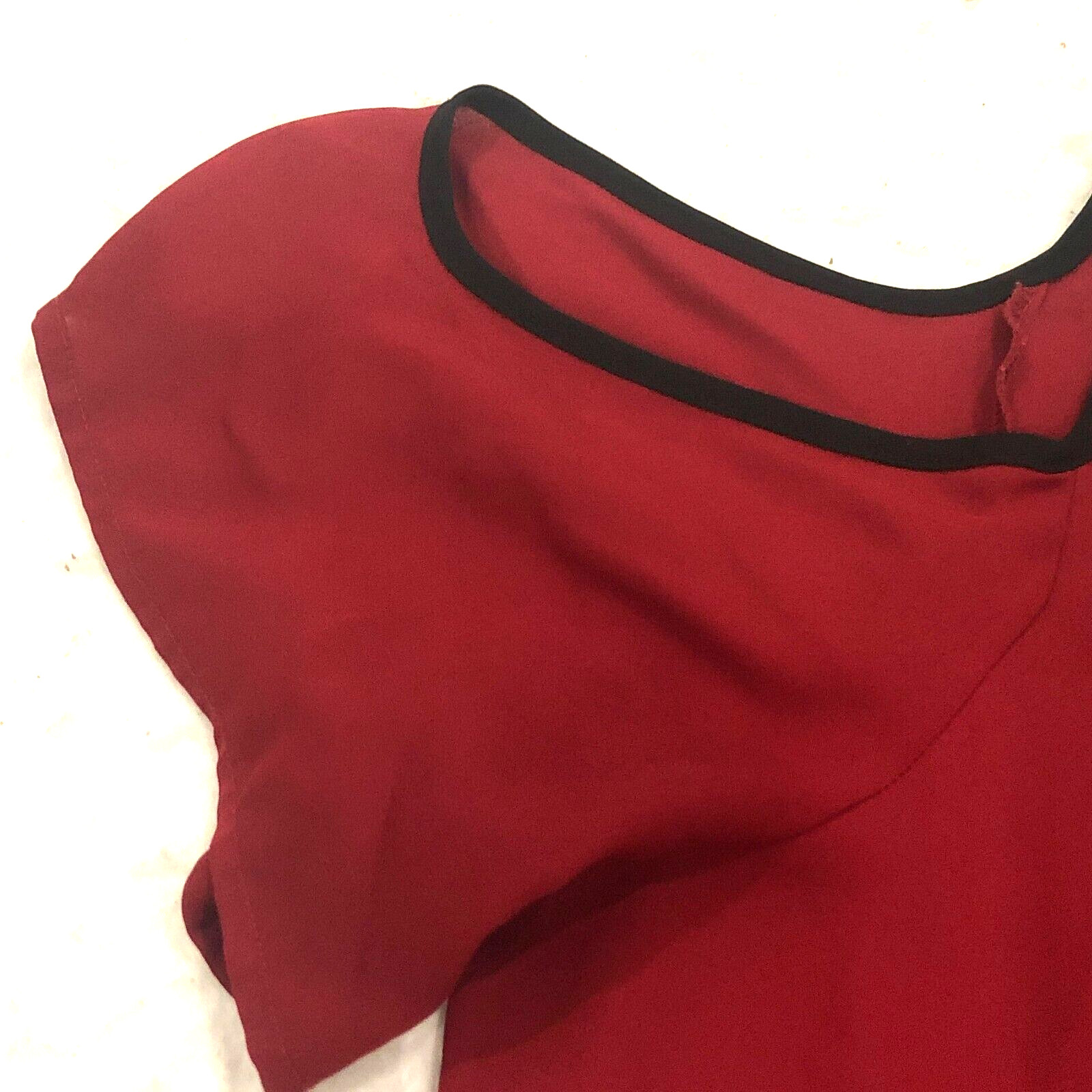 7th Avenue New York & Company Womens Top Sz M Red Cold Shoulder