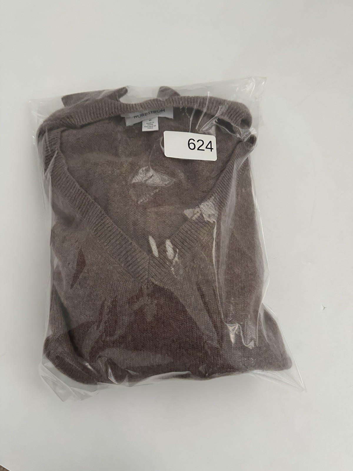 NEW, Nordstrom V-Neck Cashmere Sweater in Brown M