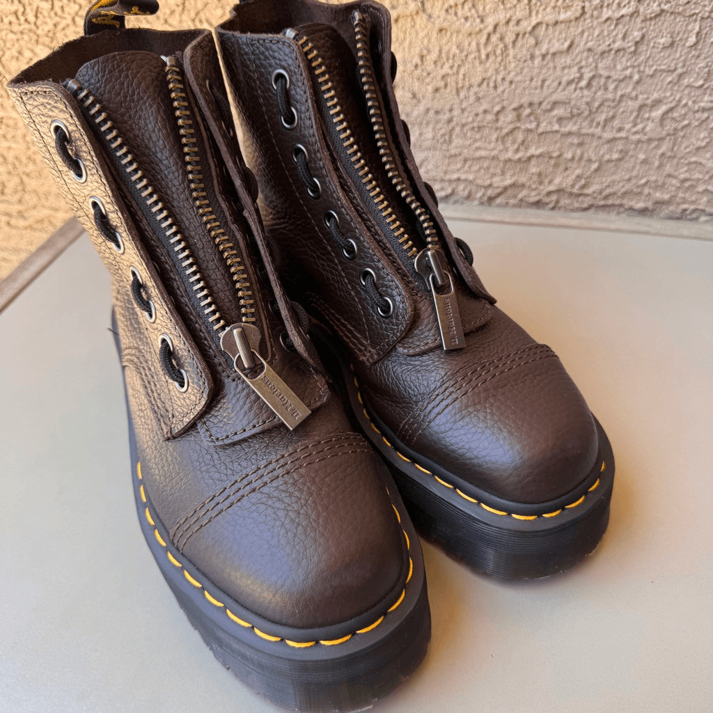 Dr. Martens Sinclair Boot Women 8US/39EU Dark Brown Milled Napa Leather Platform