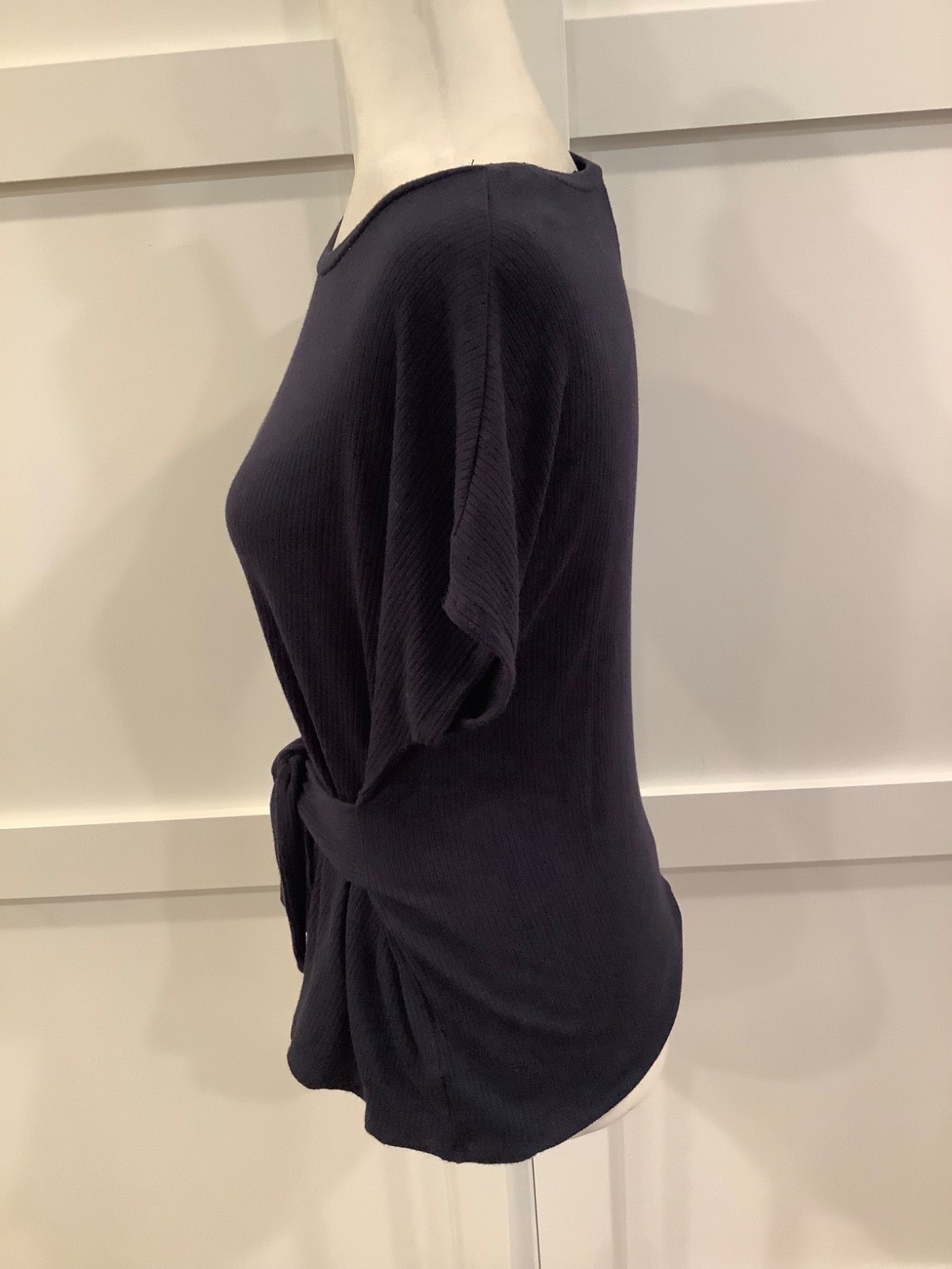 Express Women’s Size XS Navy Cap Sleeve Pullover Stretch