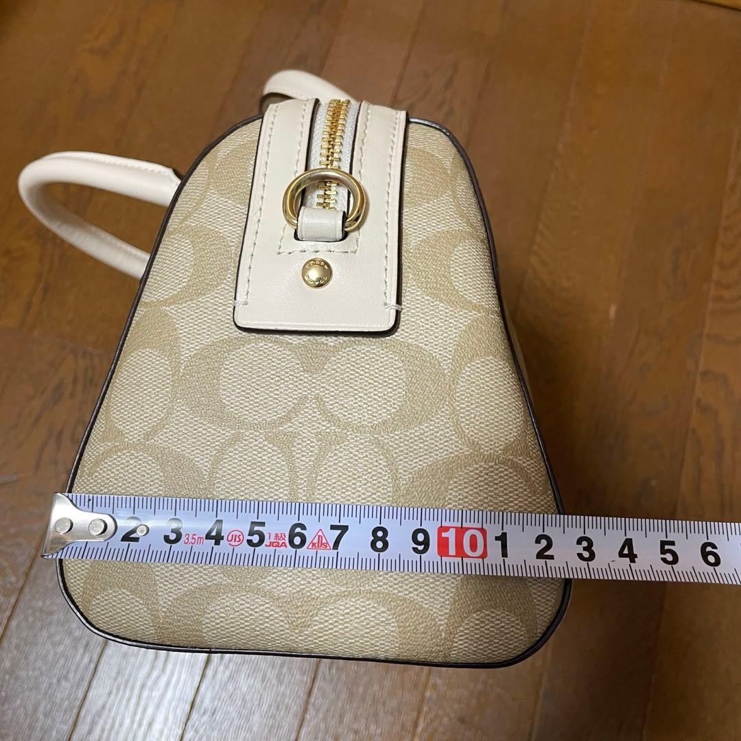 Excellent condition COACH 2 way shoulder bag signature F83607 12a