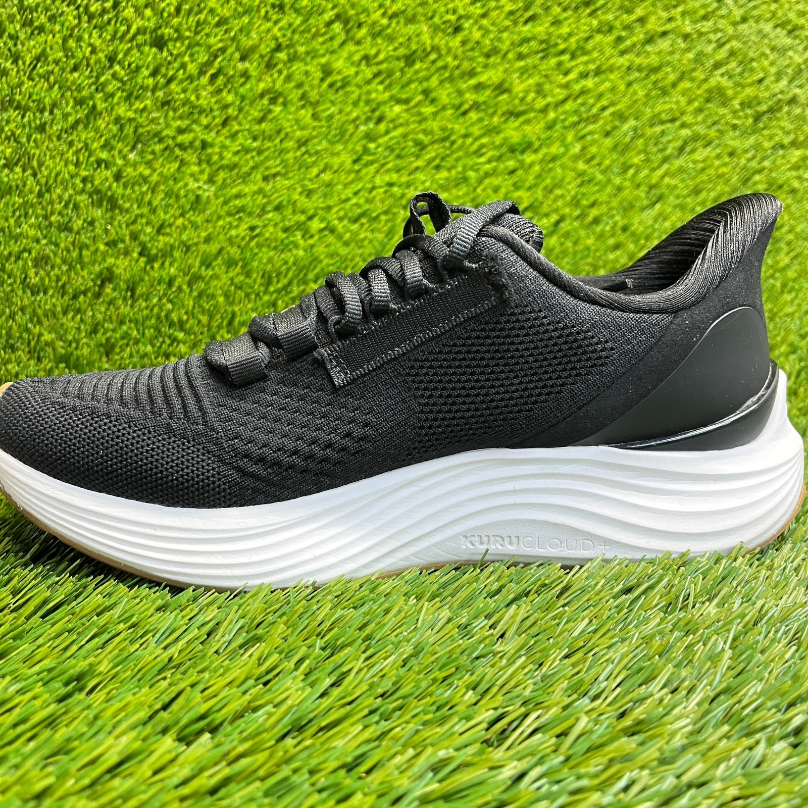 Kuru Atom 2 Womens Size 8D Black White Athletic Running Walking Shoes Sneakers