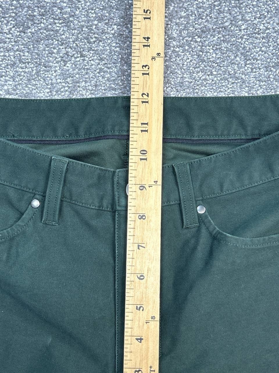 Lululemon ABC Utilitech Pants Mens 30 Green Chino Slim Fit Abrasion Resistant