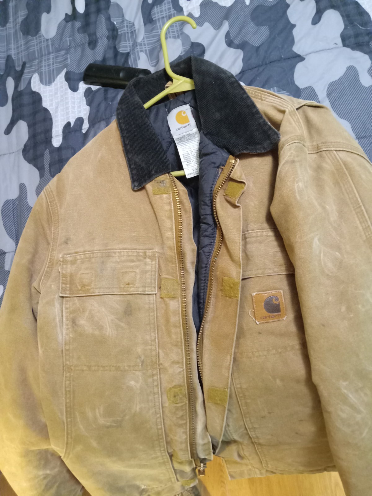 Vintage Carhartt C26 BRN Jacket Mens Small Arctic Duck Quilted Lined Chore Coat
