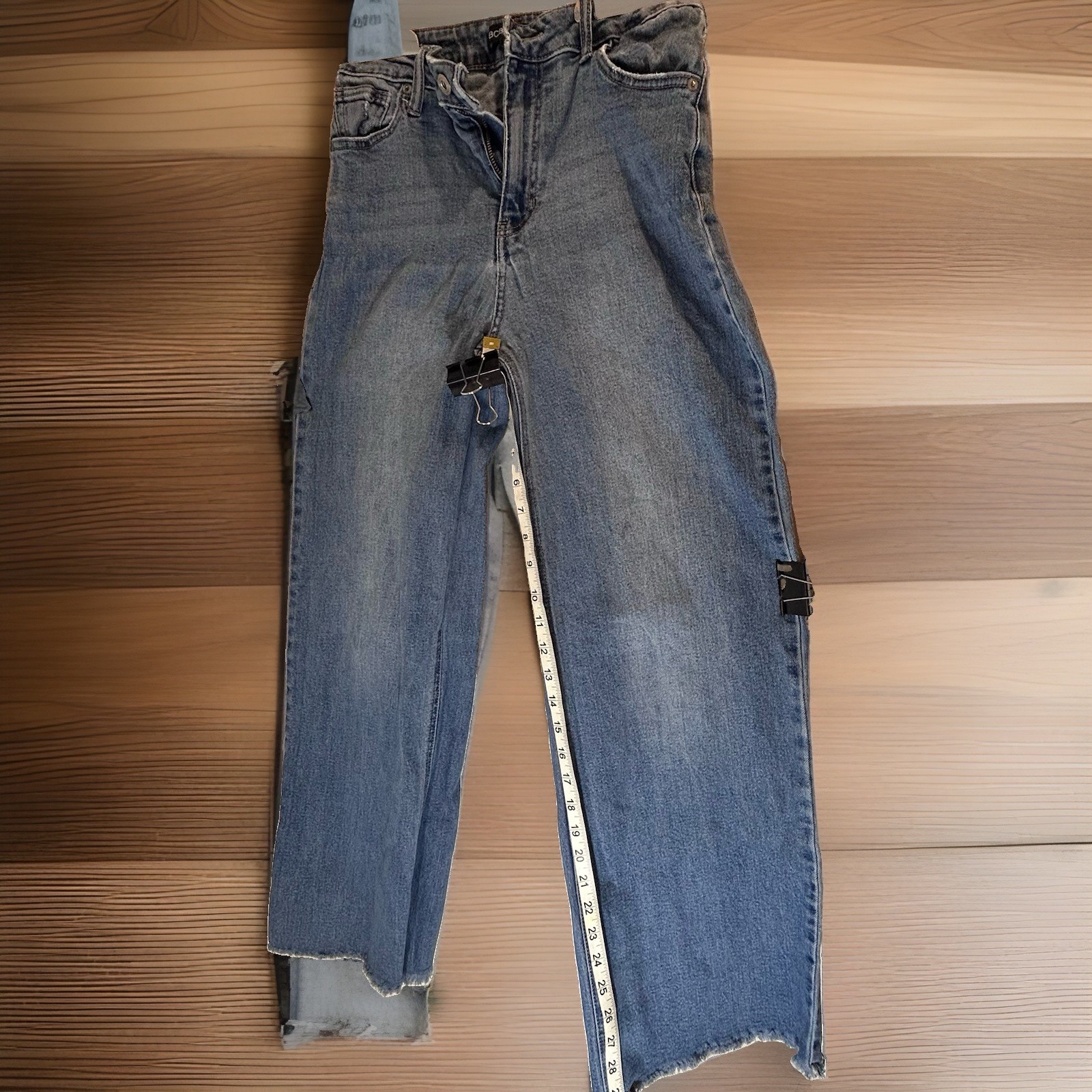 BCBGeneration Womens High Rise Wide Leg Jeans Light Wash Raw Hem Size 7/28