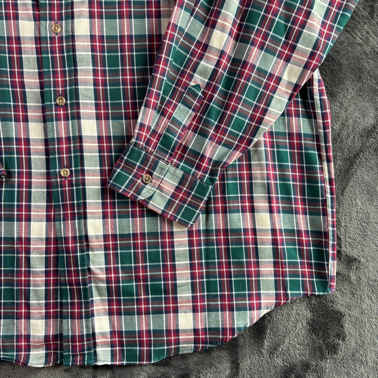 LL Bean Mens XL Plaid Button Down Shirt Green Burgundy Made in USA Vintage G200