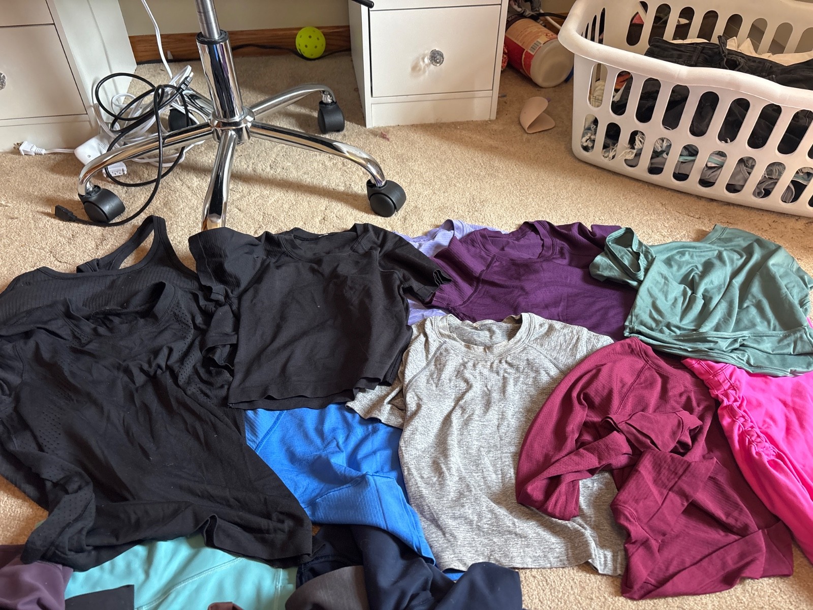 Huge Lululemon,aerie, PacSun, Hollister, Niks Victoria’s Secret garage girls 0,