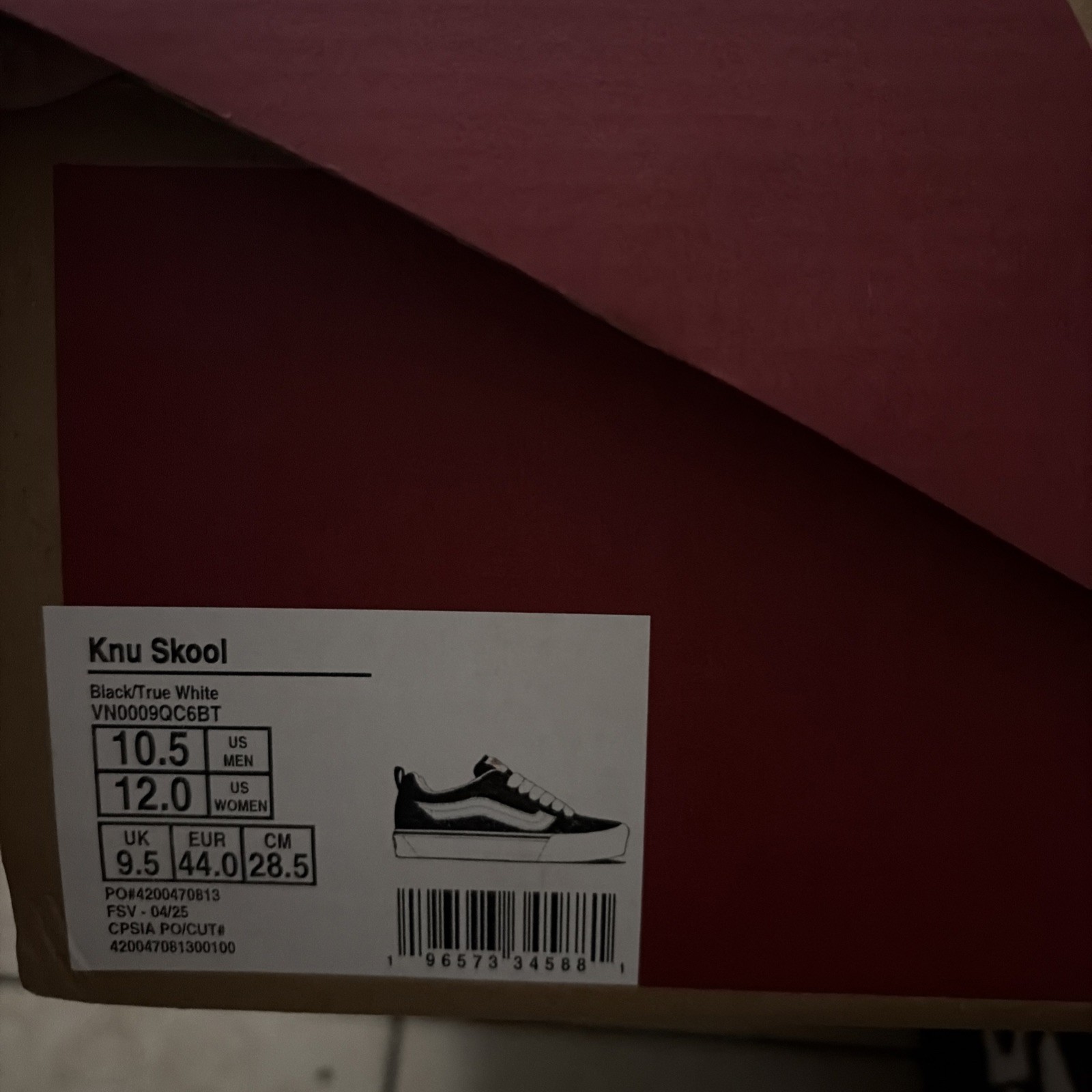 MOVE-OUT SALE: Vans Era Off The Wall Logo Print Sneakers VN0009QC6BT