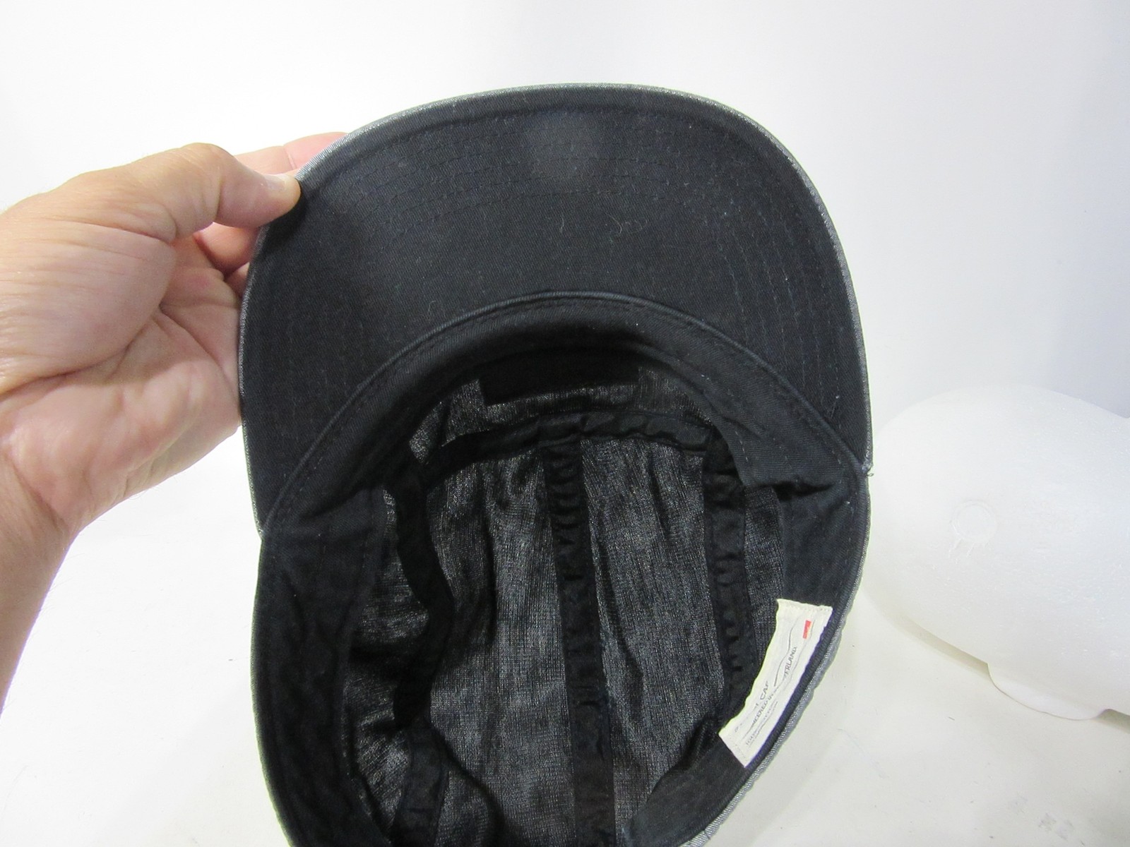 On Running Hat Cap Gray 5 Panel Strap Back Athletic Outdoor Lightweight Hiking