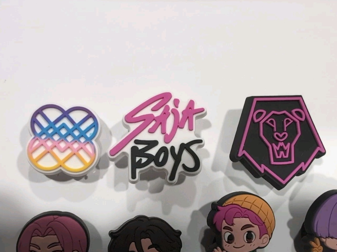 💥 KPop Demon Hunters Shoe Charms all 12 Pieces Included, Saja Boys, Huntrix 💥