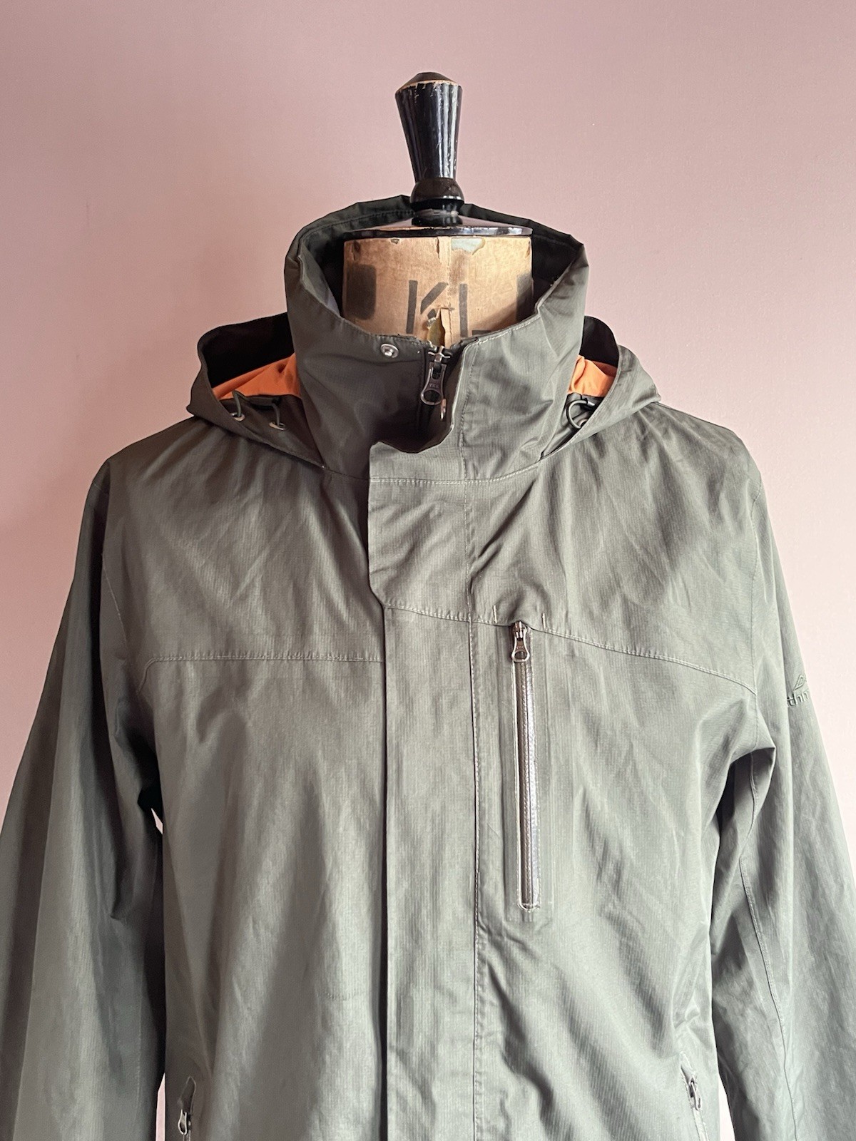 Kathmandu Gore-Tex Jacket Mens Size M Green Hooded Waterproof Outdoor Hiking
