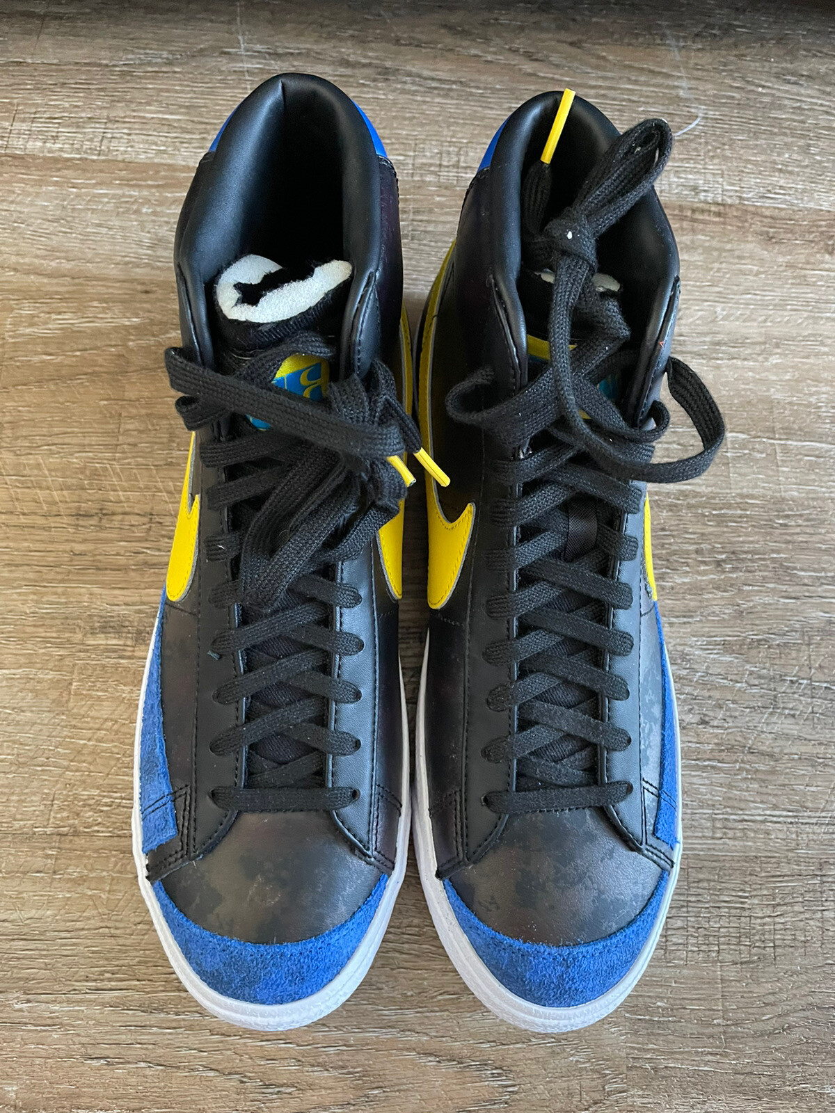 Nike Mens Blazer Mid 77 Vintage Shoes Black Yellow Blue Sz 10 DC1414-001