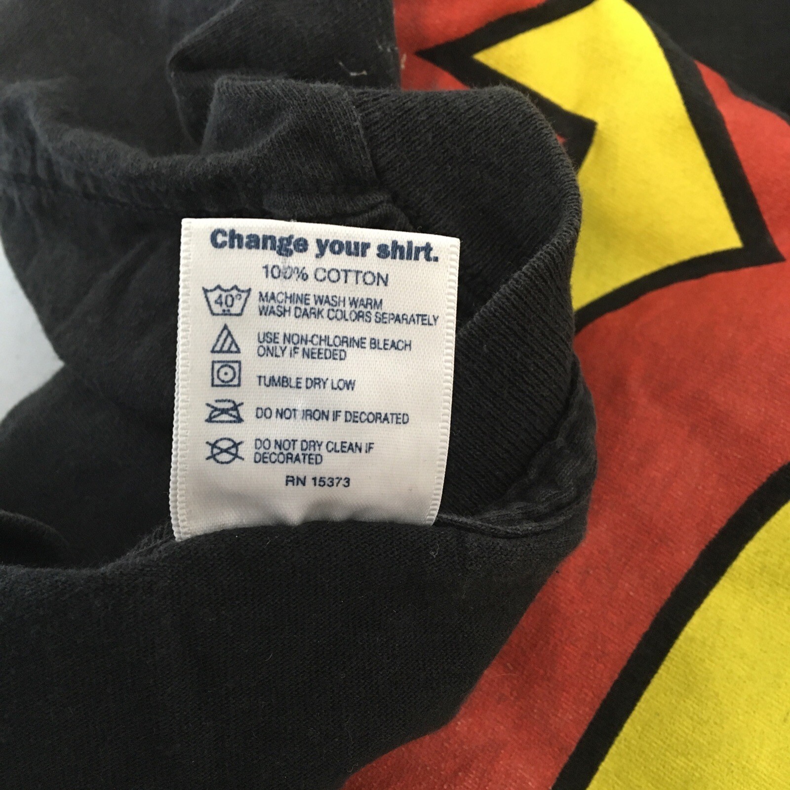 Vintage DC Comics SUPERMAN “S” Black SS crewneck superhero t-shirt XL