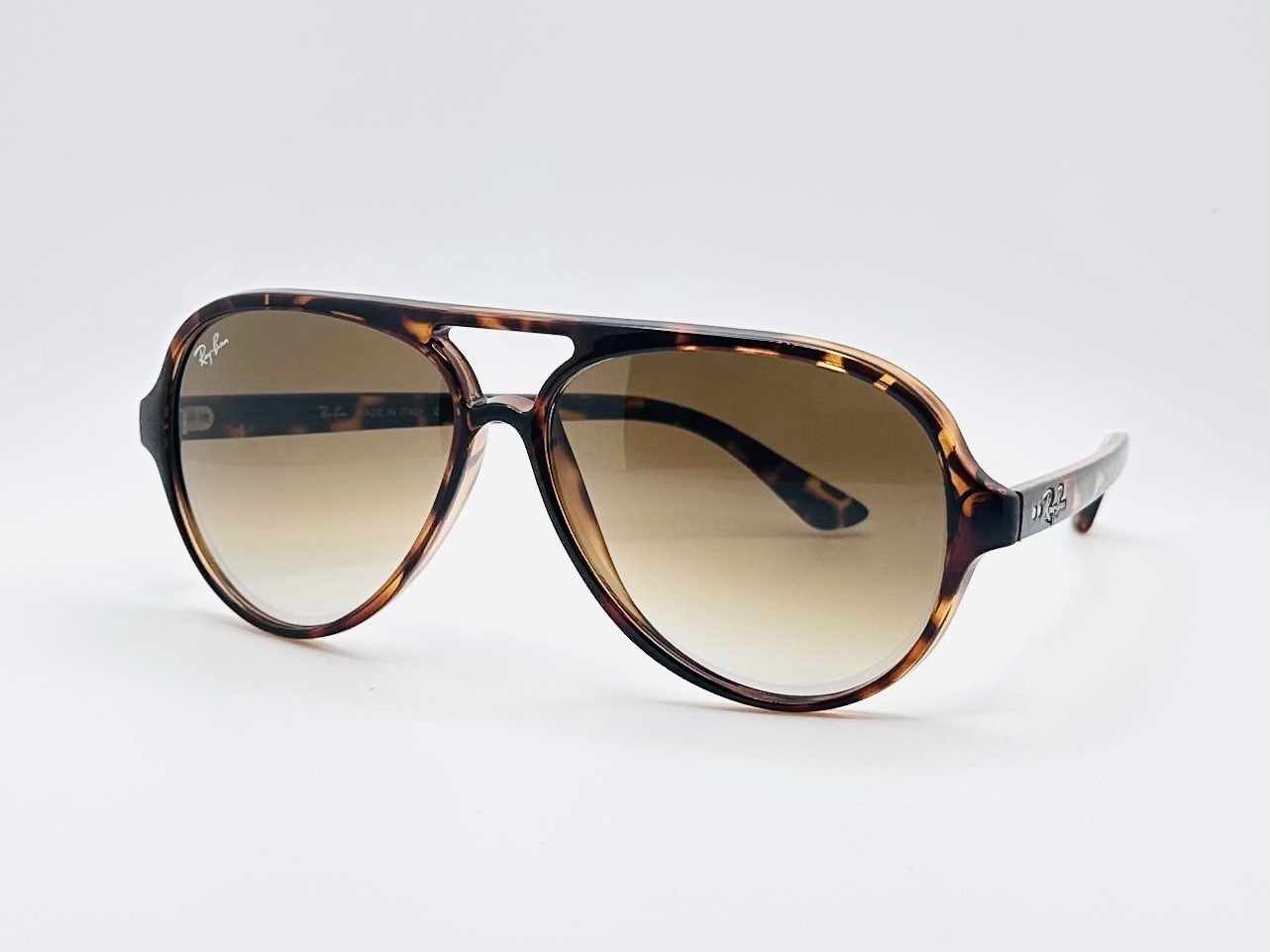 Ray-Ban CATS 5000 RB4125 59mm Aviator Unisex Sunglasses – Brown Gradient Lens