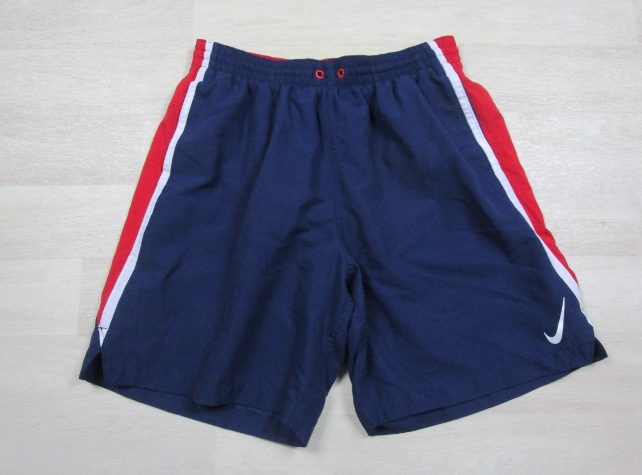Nike Core Contend 8″ Volley Swim Trunks Athletic Men’s (L) Running Shorts